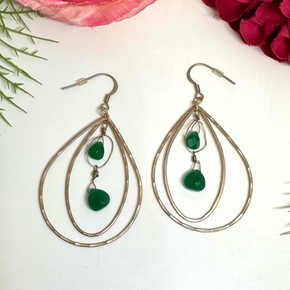 Jewelry - Last Pair!⚜️Emerald Green Crystal Brushed Gold Hoop Earrings